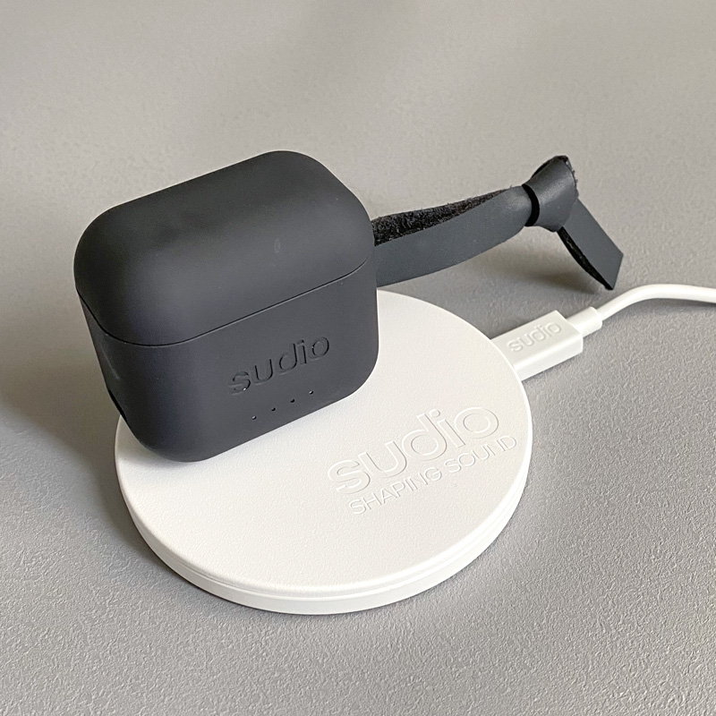 SUDIO LADD+ ワイヤレス充電器開封口コミレビュー