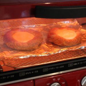 ルタオの焼き立てチーズデニッシュフロマージュデニッシュをトースターで焼く